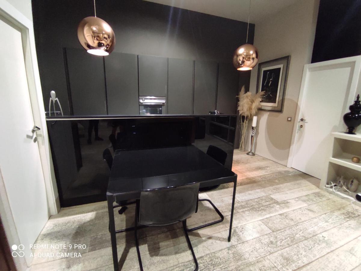 Habitacion Y Bano En Planta Independiente En Centro De Sevilla Bagian luar foto