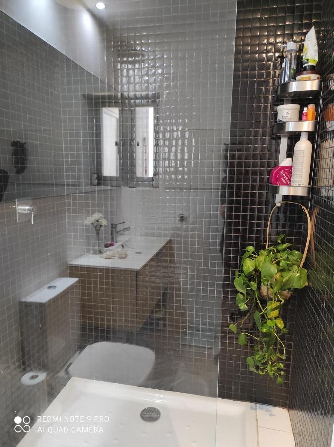 Habitacion Y Bano En Planta Independiente En Centro De Sevilla Bagian luar foto