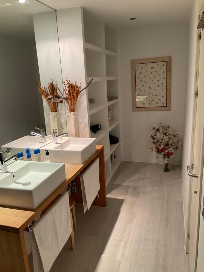 Habitacion Y Bano En Planta Independiente En Centro De Sevilla Bagian luar foto